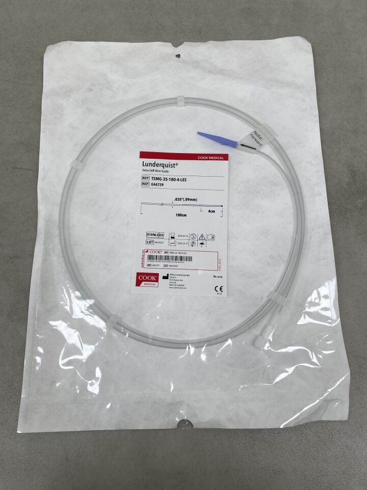 G46729 - COOK - Lunderquist Stainless Steel PTFE-Coated Extra-Stiff Wire Guide, 0.035 in. dia. x 180 cm Length, (EA) - ( Expiry Date: 2030-03-12 )