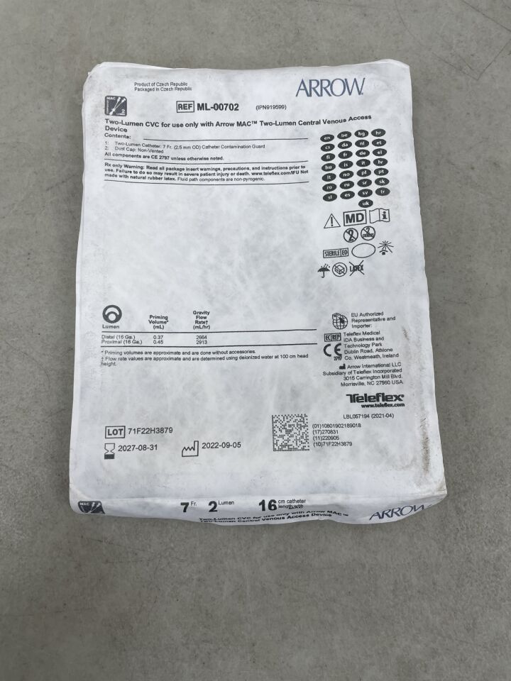 ML-00702 - TELEFLEX - Arrow Two-Lumen CVC for use only with Arrow MAC(TM) Two-Lumen Central Venous Access Device, (EA) - ( Expiry Date: 2027-08-31 )