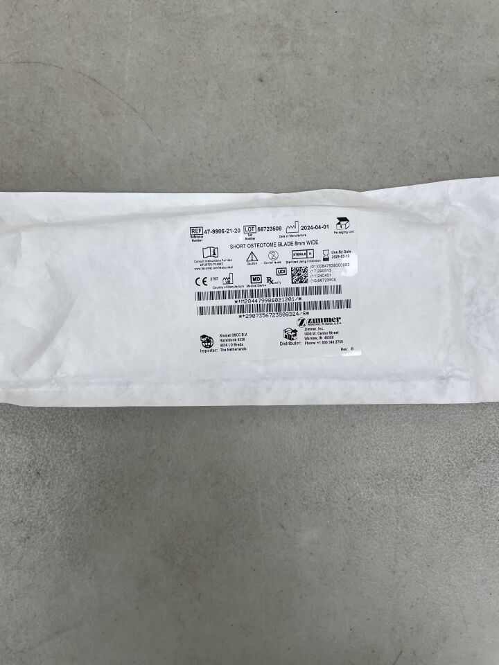 47-9986-21-20 - ZIMMER - Tecomet Short Osteotome Blade, 8mm, (EA) - ( Expiry Date: 2029-03-13 )