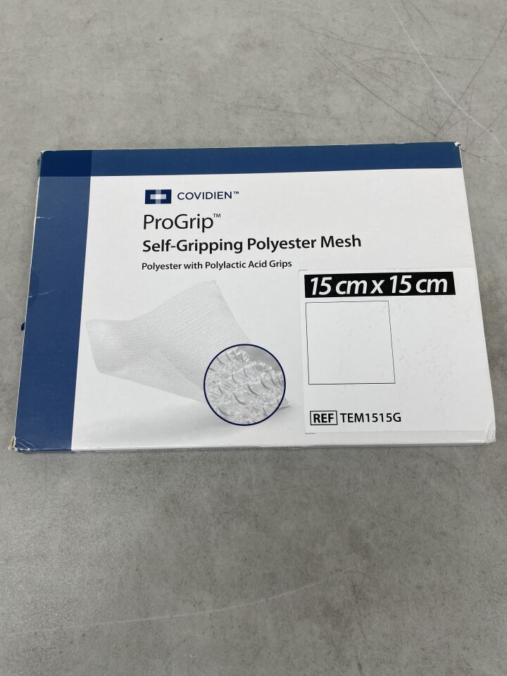 TEM1515G - COVIDIEN - Parietex ProGrip Mesh: 15cm x 15cm, Rectangle, (BX/1) - ( Expiry Date: 2025-02-28 )