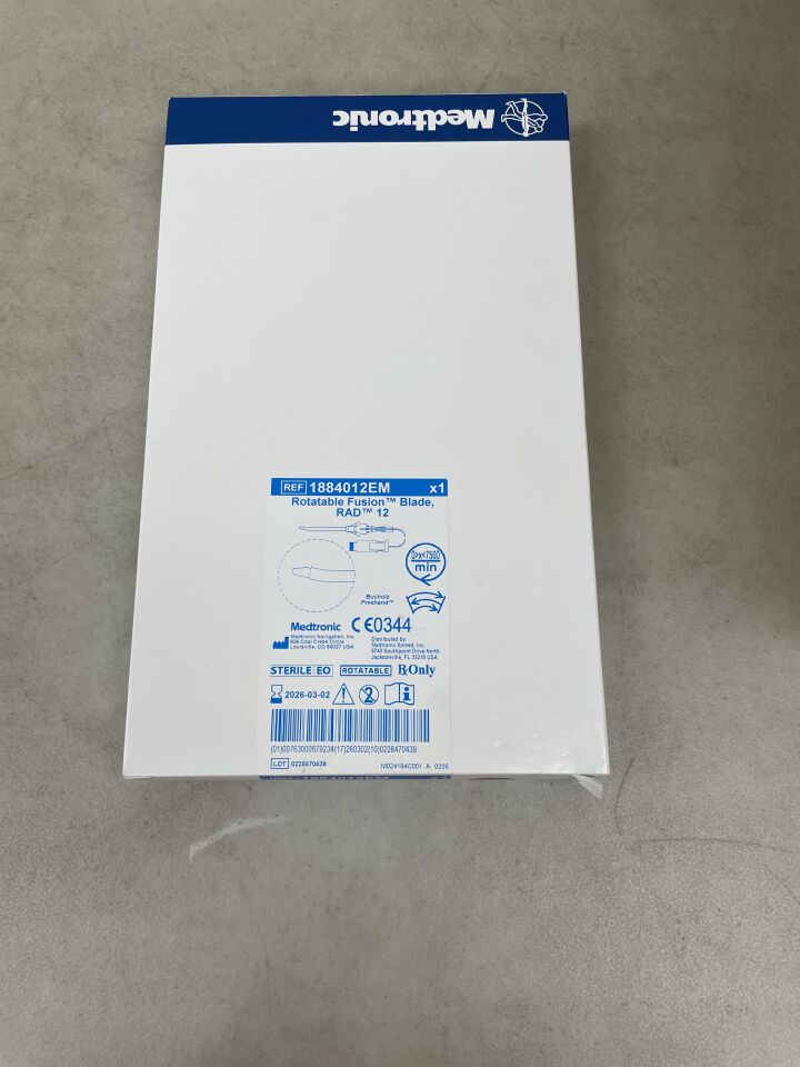 1884012EM - MEDTRONIC - 4.0mm RAD 12 Curved Rotatable Blade with Automated EM Tracking, (BX/1) - ( Expiry Date: 2026-03-02 )
