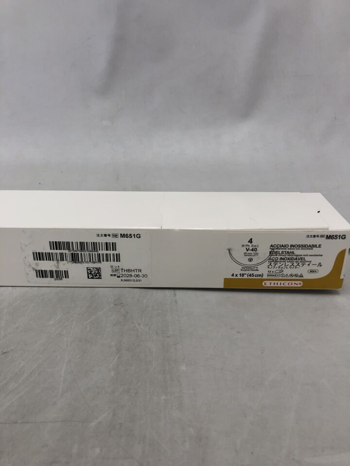 M651G - ETHICON - Surgical Stainless Steel Suture, TAPERCUT, Non-Absorbable, V-40 48mm ½ Circle, Monofilament B & S 22 4-18" = 45cm, Size: 4, (BX/12) - ( Expiry Date: 2028-06-30 )