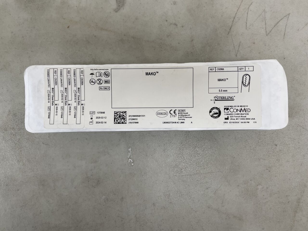 C9298A - CONMED - Mako Dual-Purpose Arthroscopy Blade, 5.5 mm dia. x 13 cm Working Length, (EA) - ( Expiry Date: 2029-02-12 )