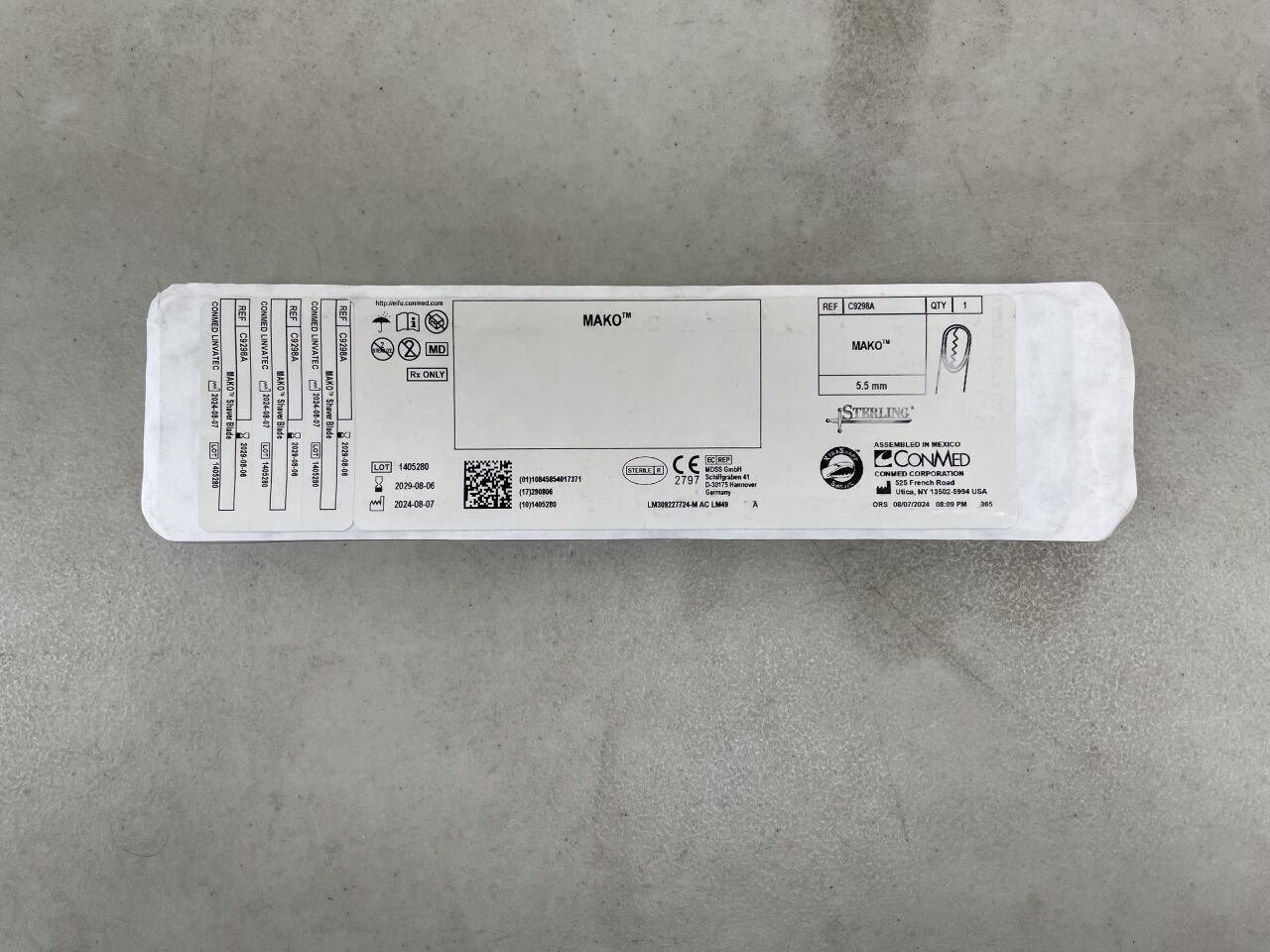 C9298A - CONMED - Mako Dual-Purpose Arthroscopy Blade, 5.5 mm dia. x 13 cm Working Length, (EA) - ( Expiry Date: 2029-08-06 )