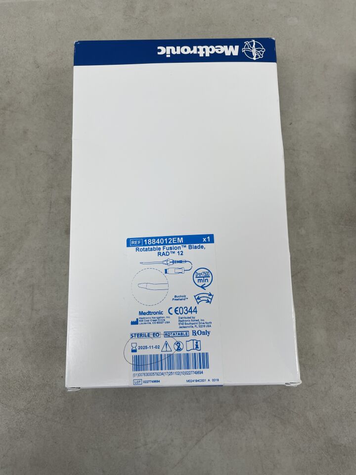 1884012EM - MEDTRONIC - 4.0mm RAD 12 Curved Rotatable Blade with Automated EM Tracking, (BX/1) - ( Expiry Date: 2025-11-02 )