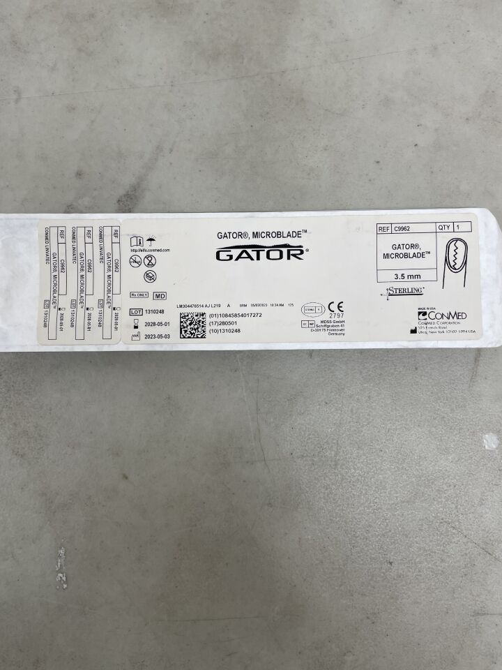 C9962 - CONMED - Gator, Microblade, 3.5mm dia. X 7.6cm working length, (EA) - ( Expiry Date: 2028-05-01 )