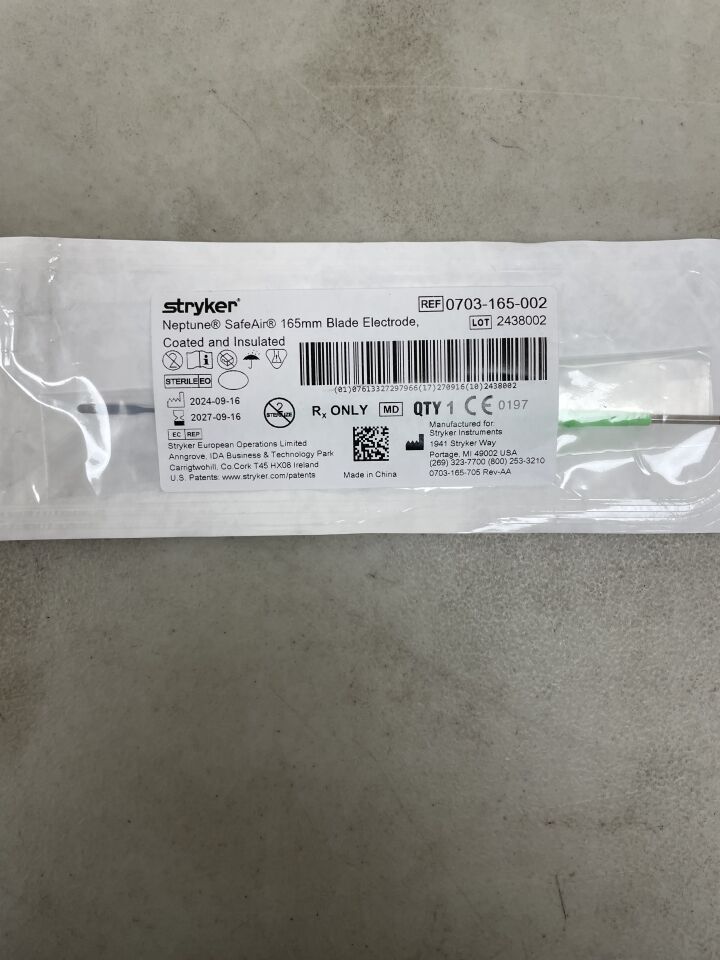 0703-165-002 - STRYKER - Neptune E-SEP 165mm Blade Electrode, Coated and Insulated, (EA) - ( Expiry Date: 2027-09-16 )