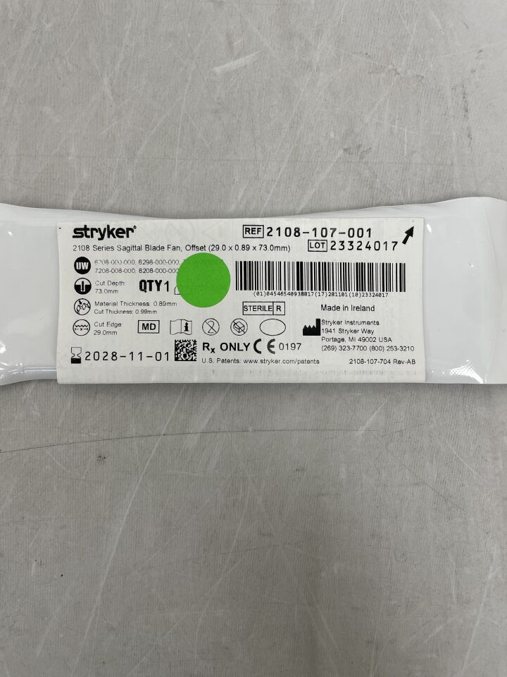 2108-107-001 - STRYKER - Sagittal Blade Fan, Offset 29mm x 73mm x 0.89mm, (EA) - ( Expiry Date: 2028-11-01 )
