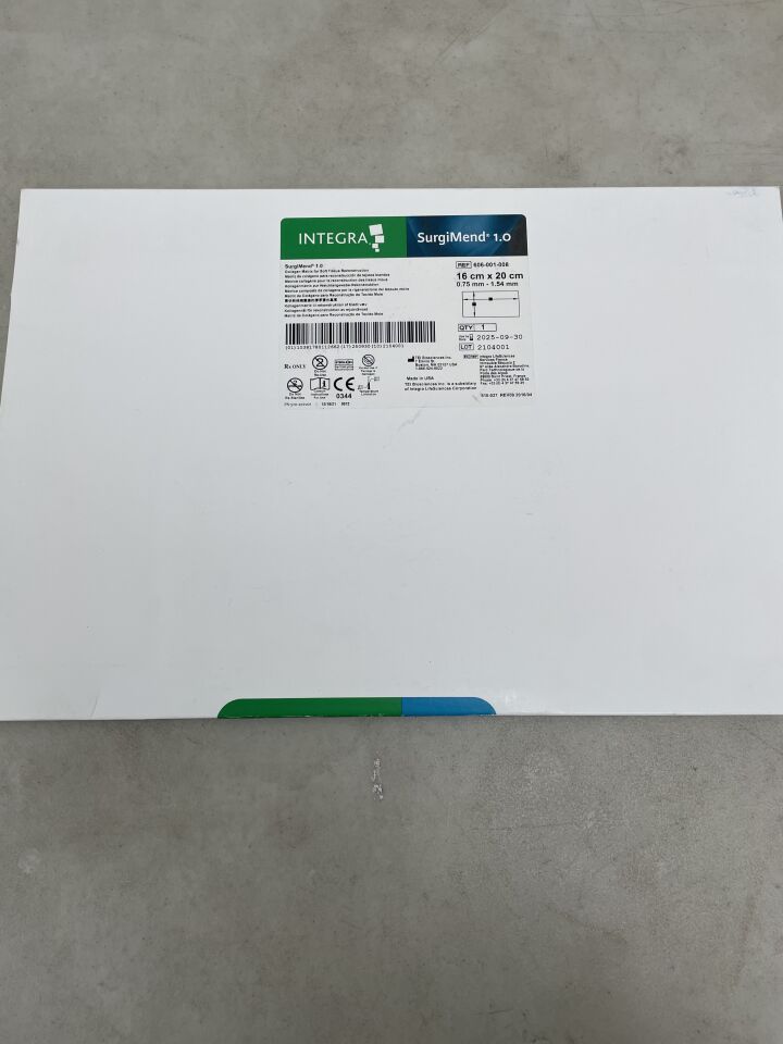 606-001-008 - INTEGRA - SurgiMend Collagen Matrix, 1.0mm Thickness, 16 x 20cm, (BX/1) - ( Expiry Date: 2025-09-30 )