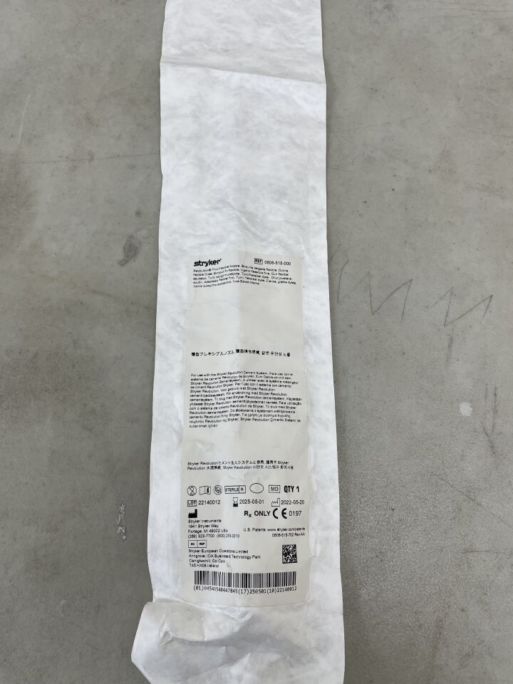 0606-515-000 - STRYKER - Revolution Thin Flexible Nozzle, (EA) - ( Expiry Date: 2025-12-01 )