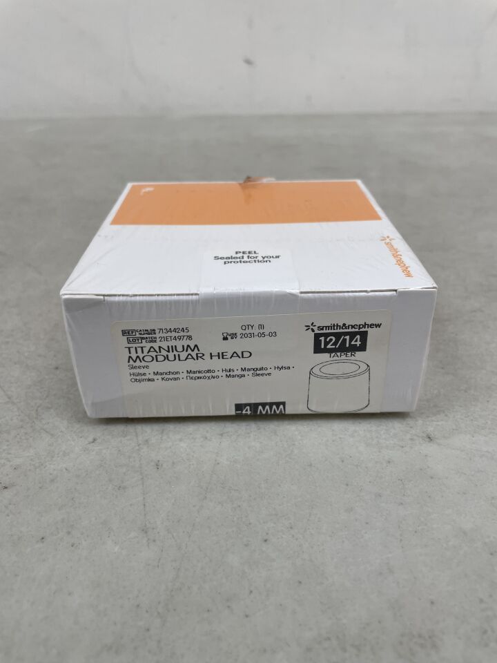 71344245 - SMITH & NEPHEW - Titanium Modular Head Sleeve, 12/14 Taper, (BX/1)