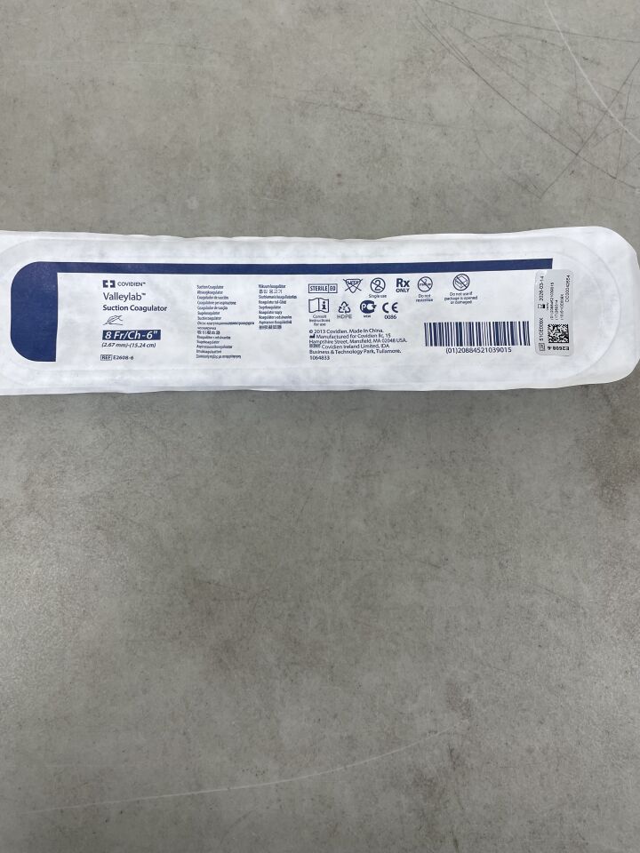 E2608-6 - COVIDIEN - Valleylab Hand Switching Suction Coagulator, 8F, (EA) - ( Expiry Date: 2026-03-14 )