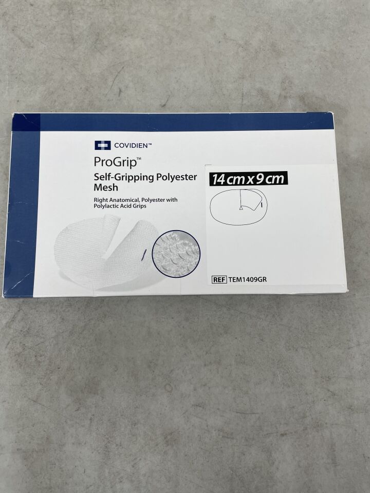 TEM1409GR - COVIDIEN - Parietex ProGrip Right Anatomical Self-fixating Polyester Mesh with Polyactic Acid Grip, 14 x 9 cm, (BX/1) - ( Expiry Date: 2025-04-30 )