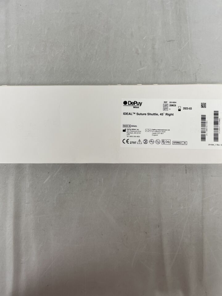 251004 - DEPUY - IDEAL Suture Shuttle, 45 degree right, (BX/1) - ( Expiry Date: 2026-02-13 )