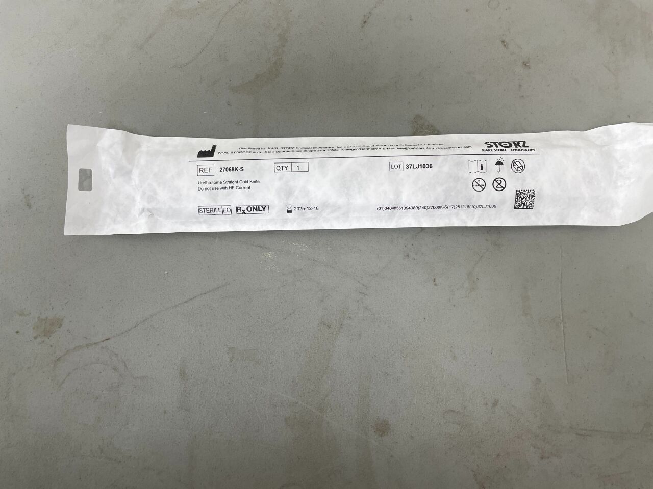 27068K-S - STORZ - Urethrotome Straight Cold Knife, (EA) - ( Expiry Date: 2025-12-18 )
