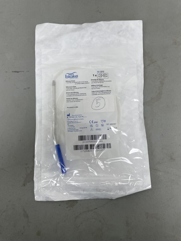2212 - ETHICON - Blake Flat Full Fluted Silicone Drains, 7mm, (EA) - ( Expiry Date: 2025-08-23 )