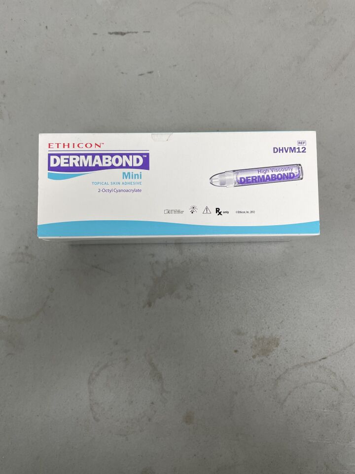 DHVM12 - ETHICON - Dermabond Mini Topical Skin Adhesive, Violet, 0.36 mL, (BX/12) - ( Expiry Date: 2026-03-31 )