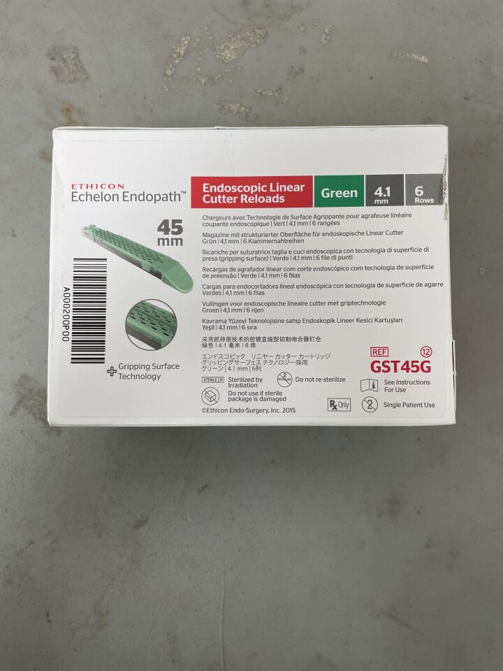 GST45G - ETHICON - Echelon Endopath Stapler Reload with Gripping Surface Technology, Green, 4.1 Open x 2 mm Closed Height, (BX/12) - ( Expiry Date: 2026-03-31 )