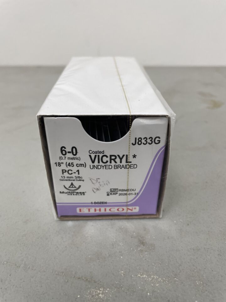 J833G - ETHICON - Coated Vicryl Undyed Braided Suture, Size 6-0, 18in length, PC-1 needle, (BX/12) - ( Expiry Date: 2026-01-31 )