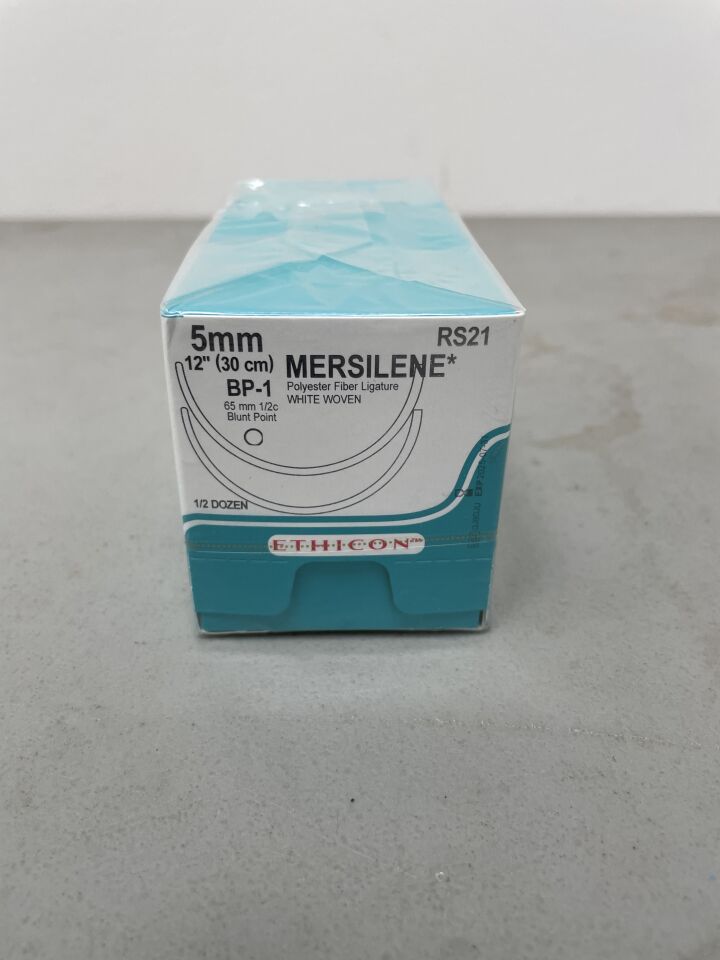 RS21 - ETHICON - Mersilene Non-Absorbable Polyester Woven Ligature, 5 mm Size, 12 in. Length, BP-1 Needle, (BX/6) - ( Expiry Date: 2025-07-31 )