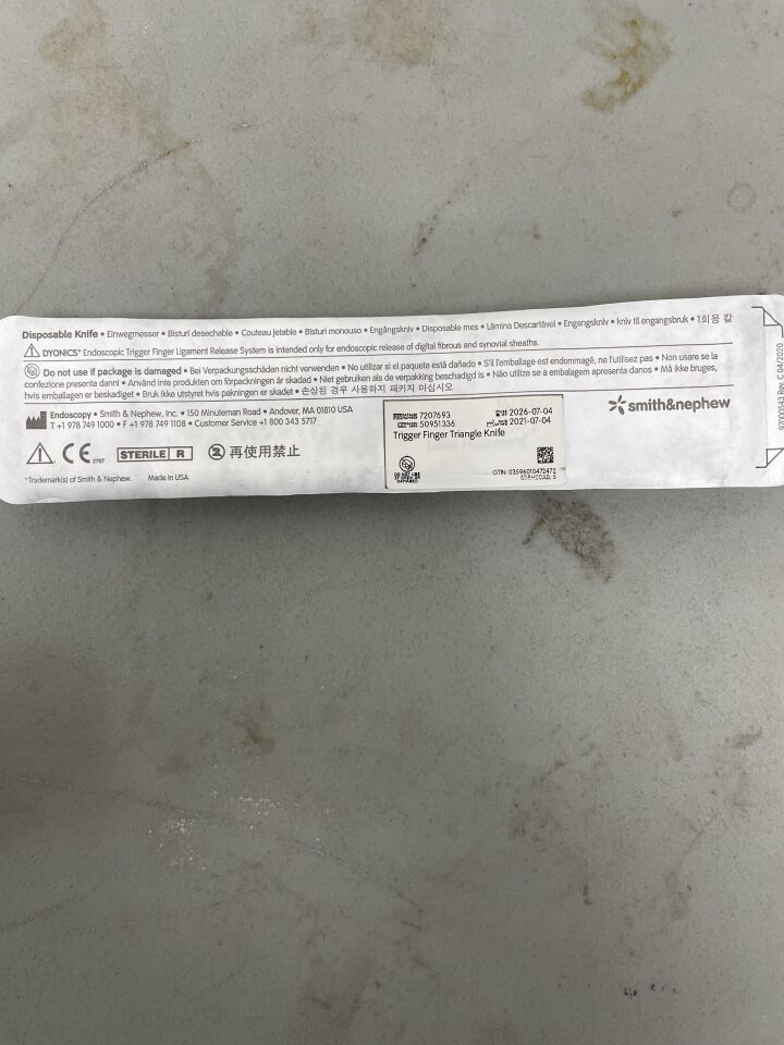 7207693 - SMITH & NEPHEW - Trigger Finger Triangle Knife, (EA)