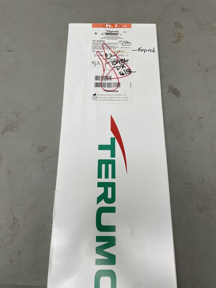 RSR06 - TERUMO - Destination Renal Guiding Sheath - MP-CCV - 7Fr x 45cm x .038", (BX/1)