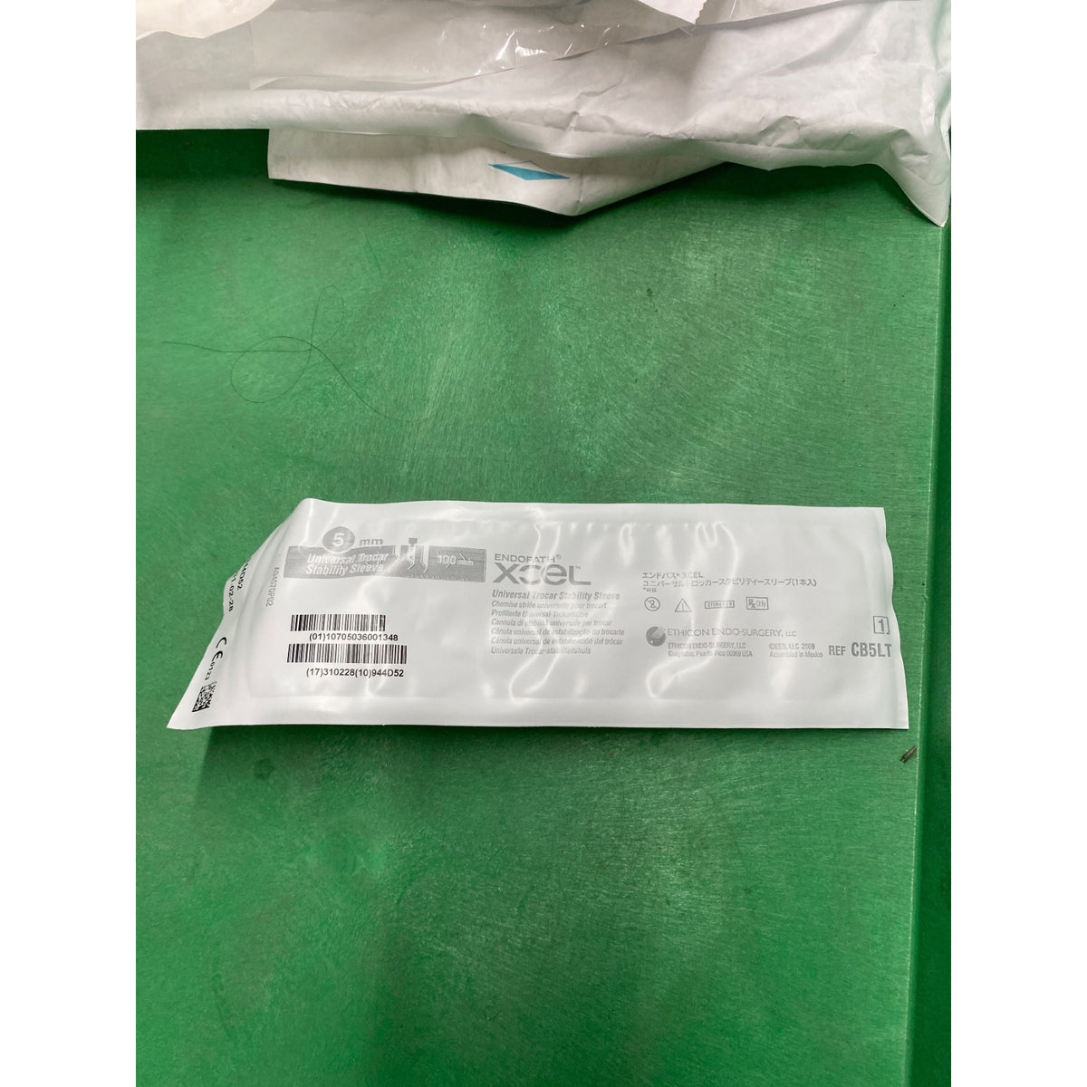 CB5LT - ETHICON - Universal trocar stability sleeve, (EA/1)