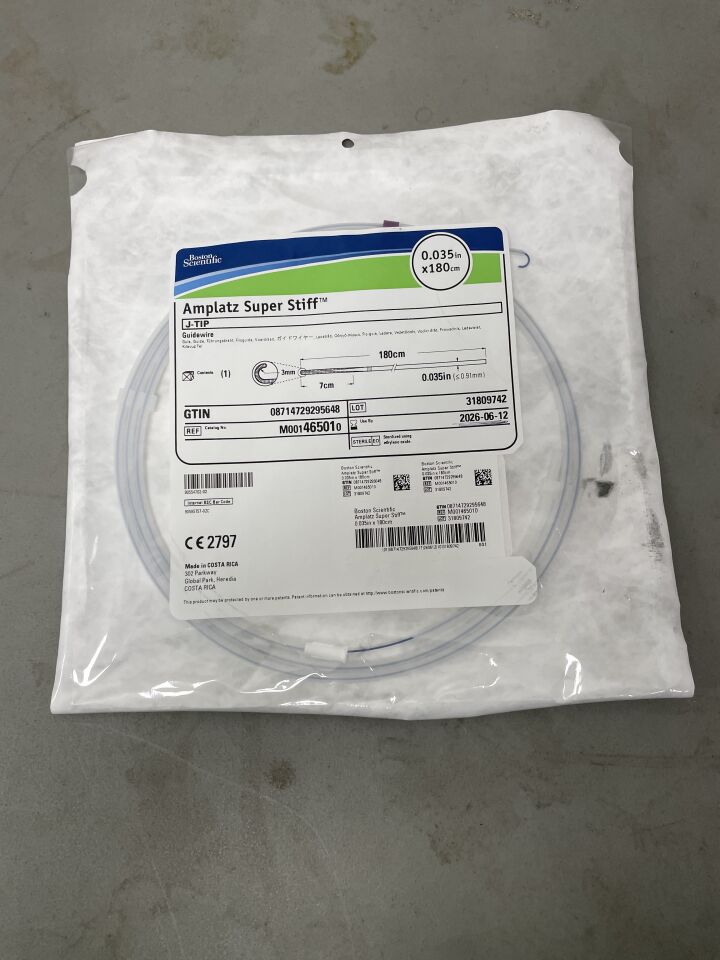 46501 - BOSTON SCIENTIFIC - Amplatz Super Stiff Guidewire - J-Tip - .035'' x 180cm, (EA)