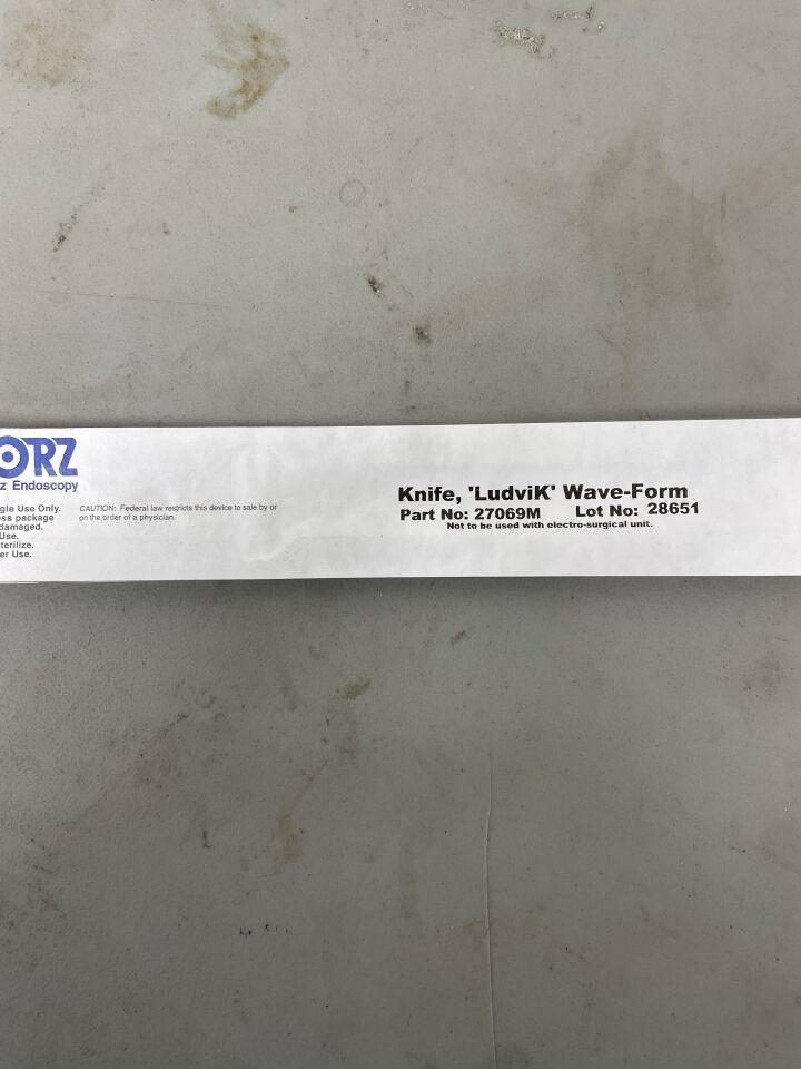 27069M - STORZ - Straight Wave-Form Ludvik Knife For Urethrotomes, (EA)