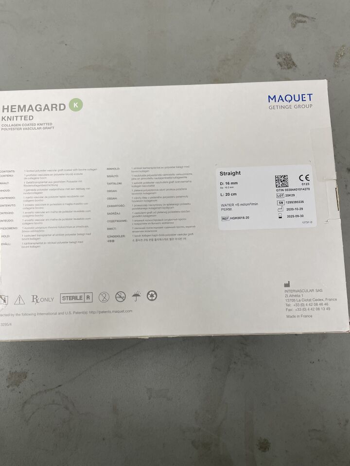 HGK0016-20 - MAQUET - Hemagard Knitted Vascular Graft, Straight 16mm x 20cm, (BX/1)