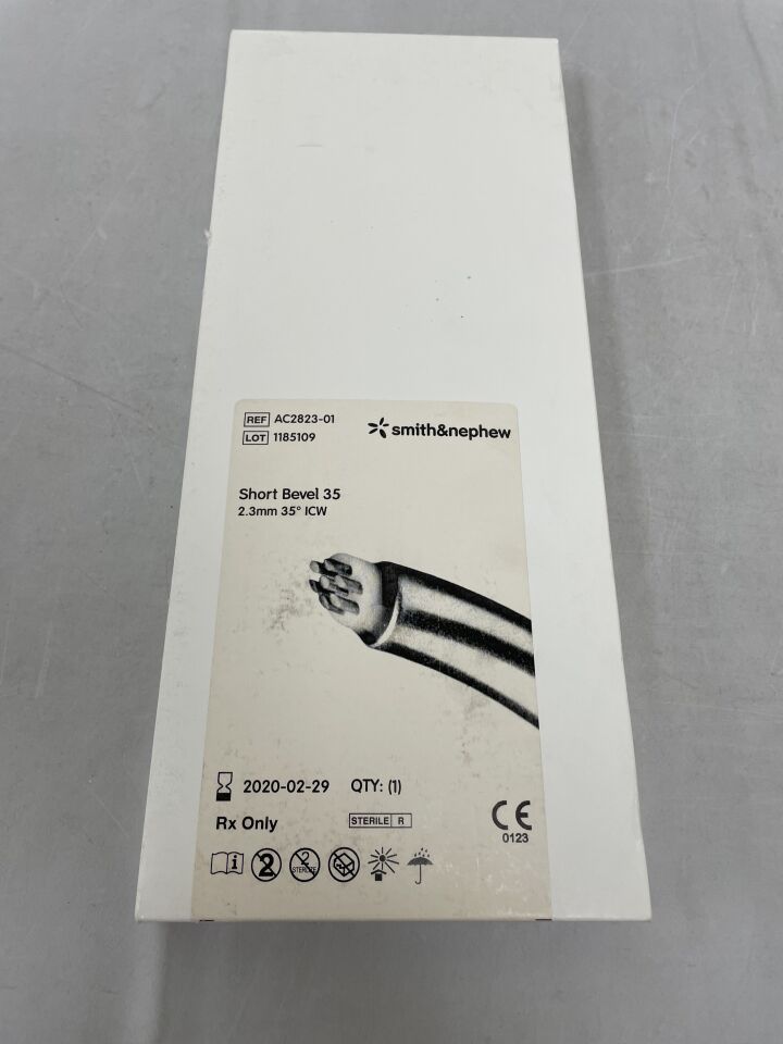 AC2823-01 - SMITH & NEPHEW - Short Bevel 35, 2.3mm w/Integrated Cable, (BX/1)