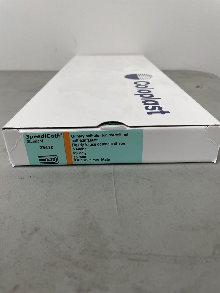 28416 - COLOPLAST - SpeediCath Hydrophillic Male Catheter, 16 Fr, Straight, (BX/30)