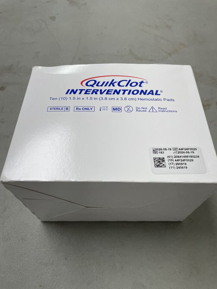 183 - TELEFLEX - QuikClot Interventional Hemostatic Pads, 3.8 x 3.8cm, (BX/10)