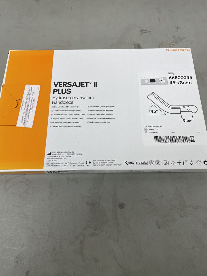 66800045 - SMITH & NEPHEW - Versajet II Hydrosurgery System Handset, 45deg 8mm PLUS, (BX/1)