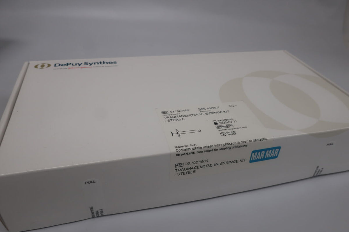 03.702.150S - DEPUY - TRAUMACEM V+ SYRINGE Kit, 4 x 1 mL Syringes (Blue), 2 x 2 mL Syringes (White), 1 x One-Way Stop Cock, (BX/1)
