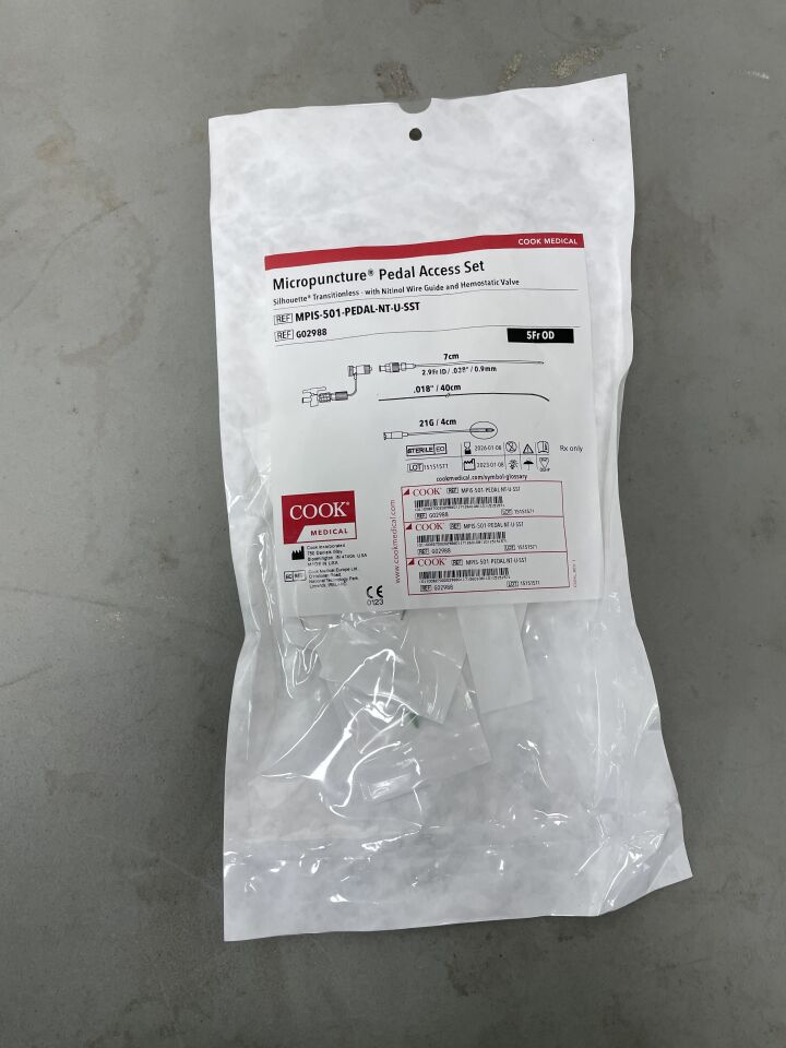 G02988 - COOK - Micropuncture Pedal Introducer Access Set w/Nitinol Wire 2.9/5.0F, (EA)