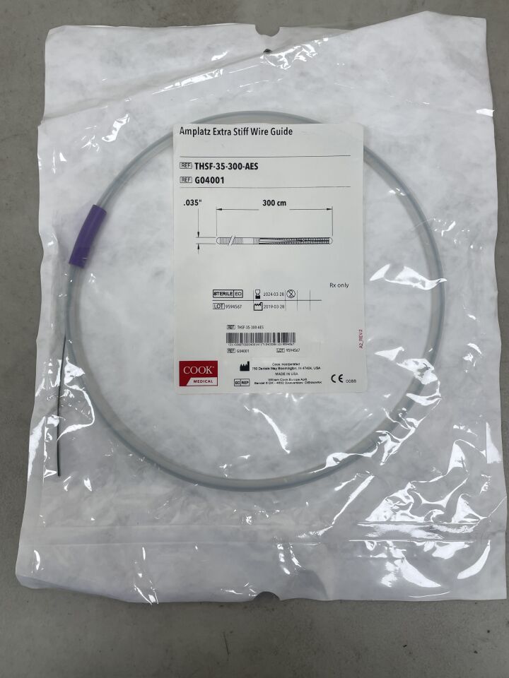 G04001 - COOK - Amplatz Support PTFE-Coated Stainless Steel Wire Guide, 7cm Taper, 3cm Floppy Tip, Extra Stiff, Straight, 0.035" x 300cm, (EA)