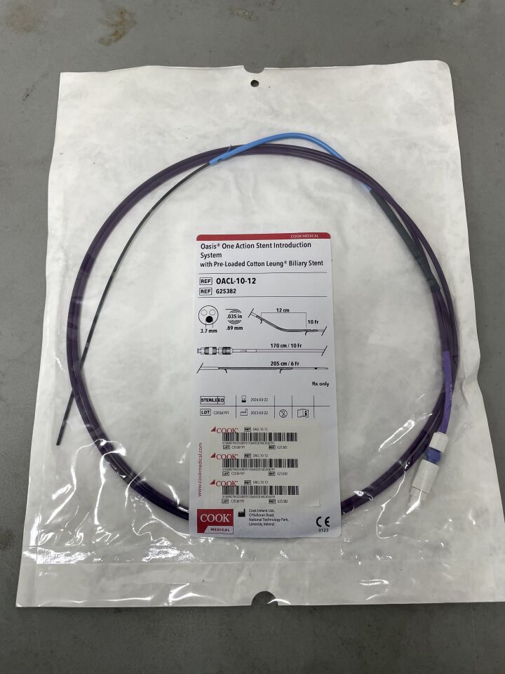 G25382 - COOK - Oasis One Action Stent Introduction System with Pre-Loaded Cotton Leung Biliary Stent - 10Fr x 12cm, (EA)
