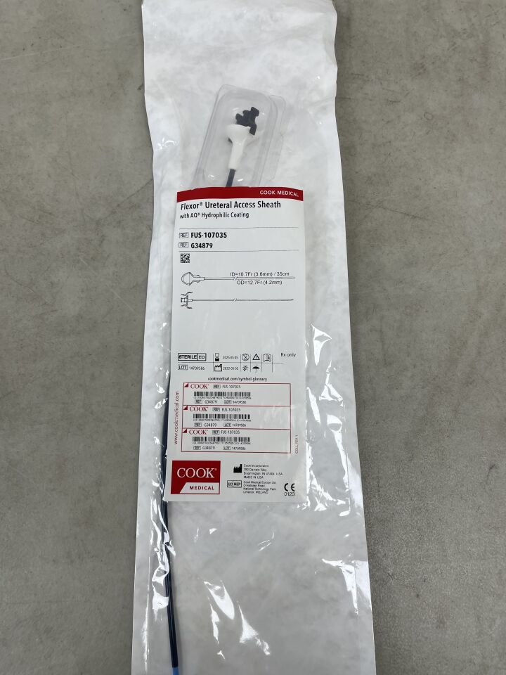 G34879 - COOK - Flexor Ureteral Access Sheath with AQ Hydrophilic Coating, 10.7 Fr ID, 35 cm Length, (EA)