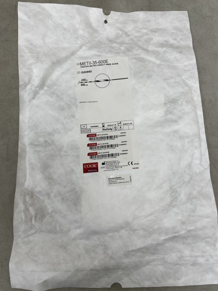 G50660 - COOK - Tracer Metro Direct Straight Tip Guidewire, 0.035 in. dia. x 600 cm Length, (EA)
