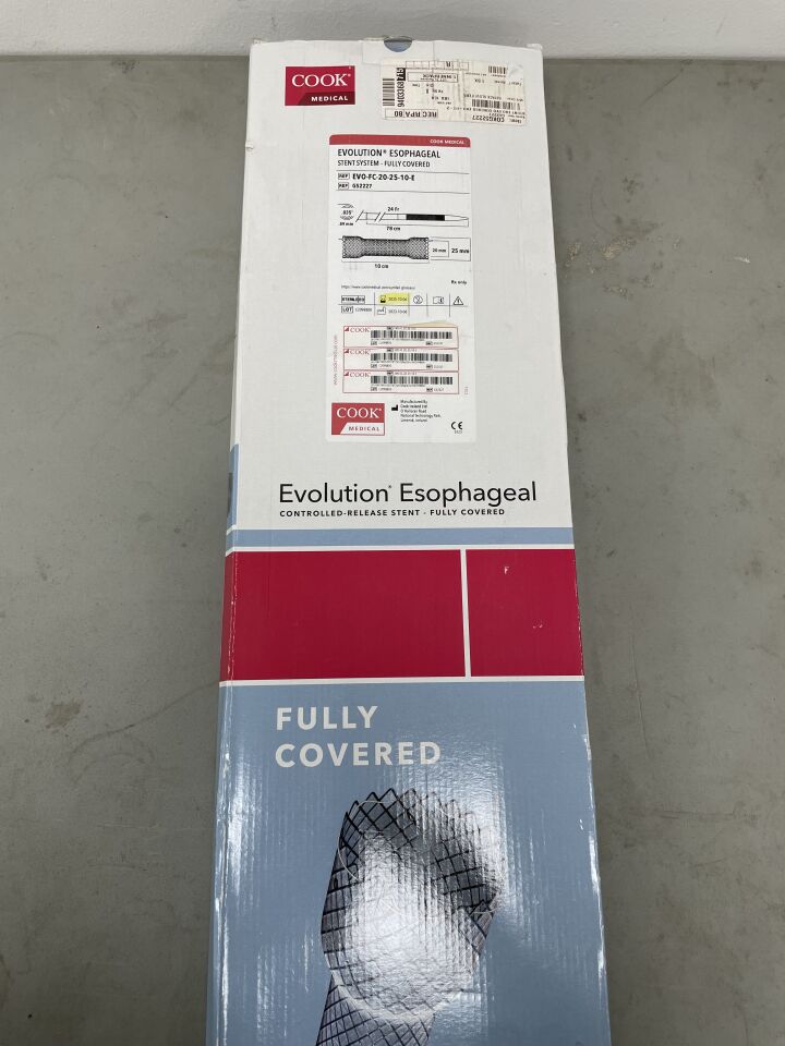 G52227 - COOK - Evolution Esophageal Controlled-Release Stent, Fully Covered 20mm/25mm x 100mm, (BX/1)