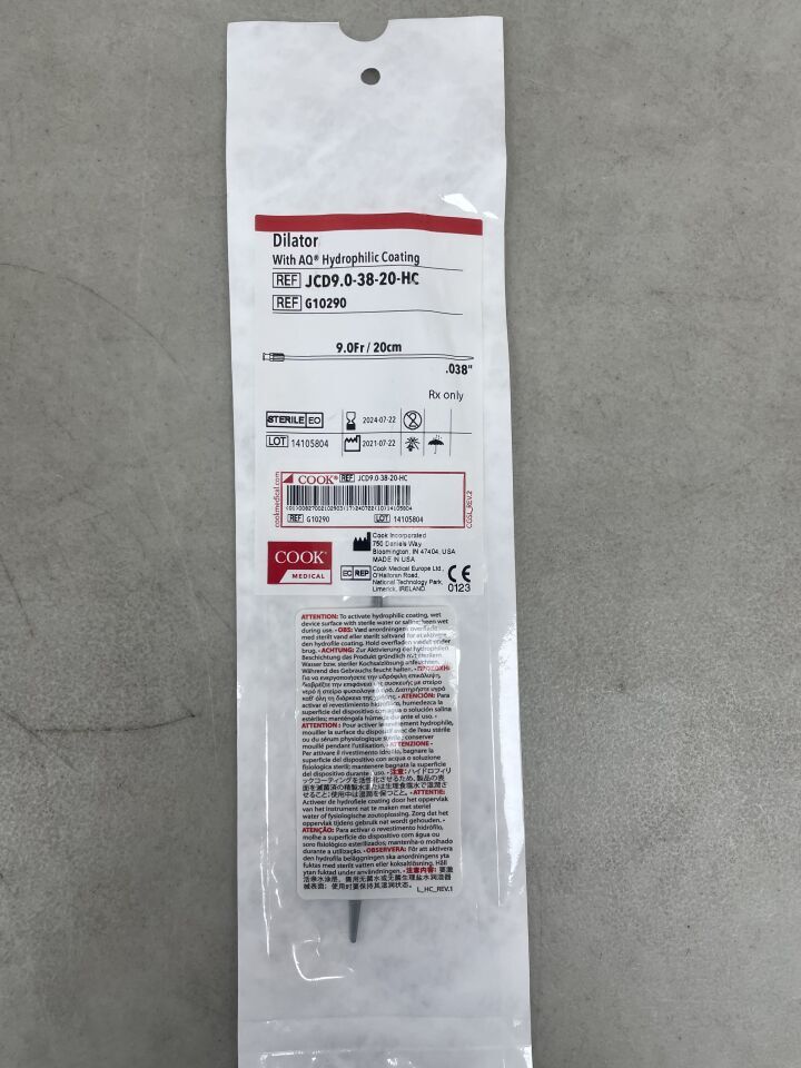 G10290 - COOK - Dilator with Hydrophilic Coating 9F x 20cm, 0.038", (EA)