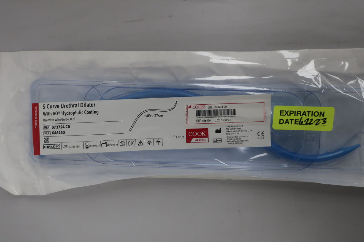 G46250 - COOK - S-Curve Urethral Dilator 24F x 37cm w/Sideport, (EA)