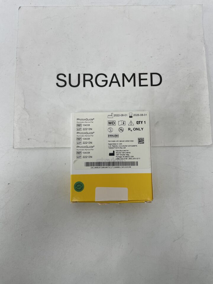 104008 - STRYKER - Invuity Photonguide Illuminator, Narrow/Flat, (BX/1)