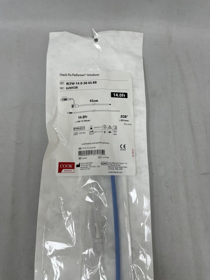 G28438 - COOK - Performer Introducer with Radiopaque Band 14F x 45cm, 0.038", (EA)