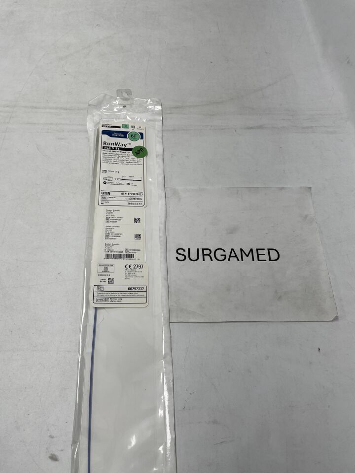 3896930 - BOSTON SCIENTIFIC - RunWay Guide Catheter - FL4.5 ST - 6Fr x .070" x 100cm (L), (EA)