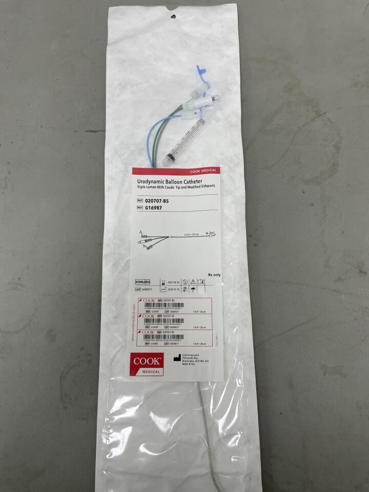 G16987 - COOK - Urodynamics Balloon Catheter, Triple Lumen, Oval Ports & Coude Tip 7.4F x 30cm - UOM EA - expiration 2027-04-10, (EA)