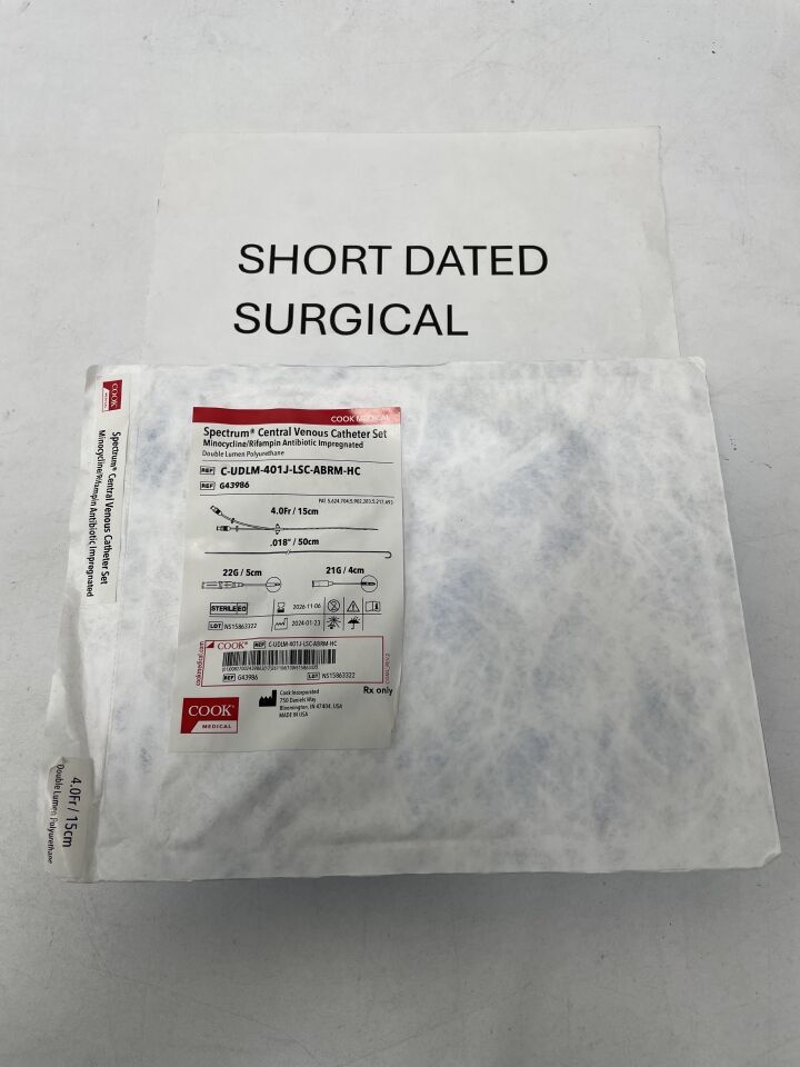 G43986 - COOK - Spectrum Double Lumen Central Venous Catheter Minocycline/Rifampin, 4F x 15cm - UOM EA - expiration 2026-11-06, (EA)