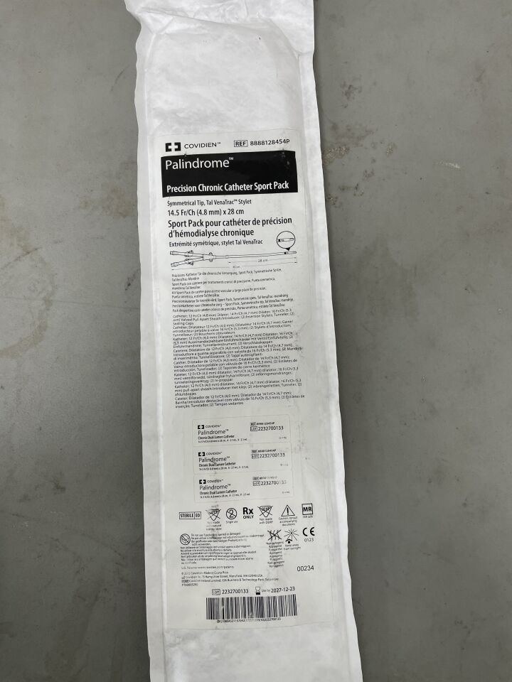 8888128454P - COVIDIEN - Palindrome Precision Chronic Dialysis Catheter Sport Pack, Tal VenaTrac 14.5F x 28cm, (EA)
