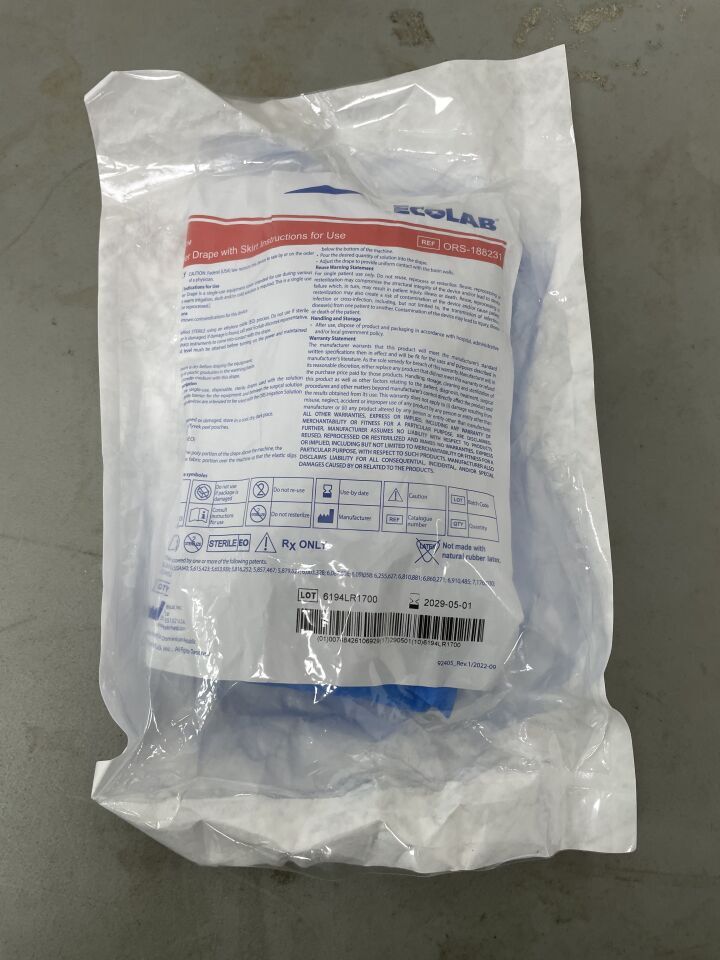 ORS-188231 - ECOLAB - Warming Drape w/Skirt for ORS-2000 Series Fluid Warming System 44" x 44" x 36" (112cm x 112cm x 91cm), ()